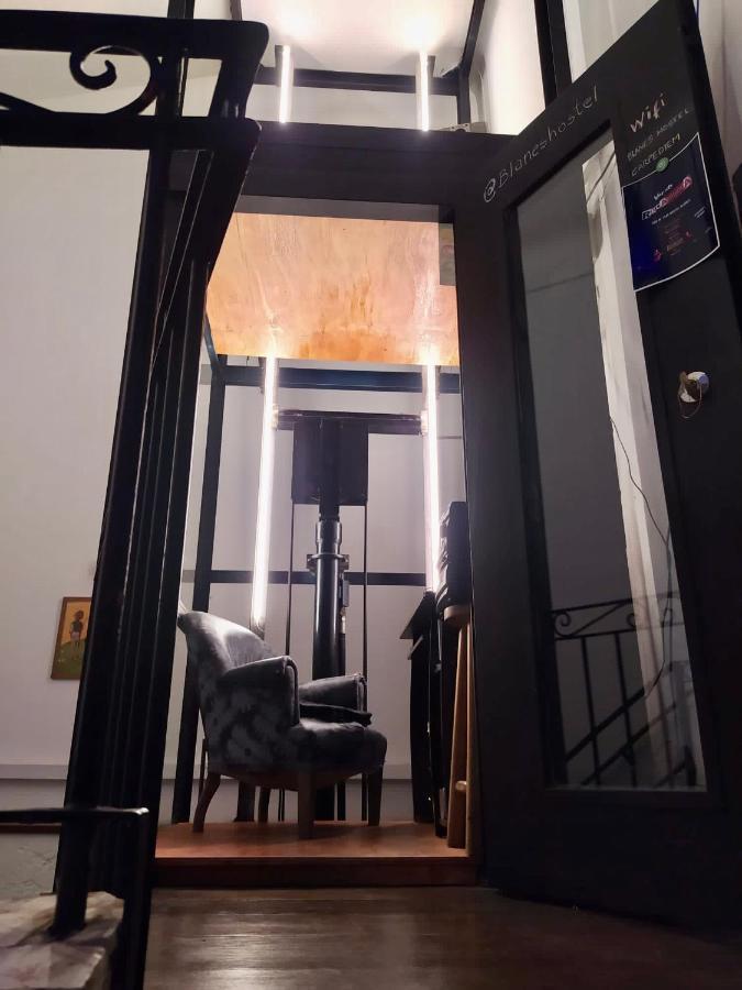 Blanes Hostel 蒙得维的亚 外观 照片