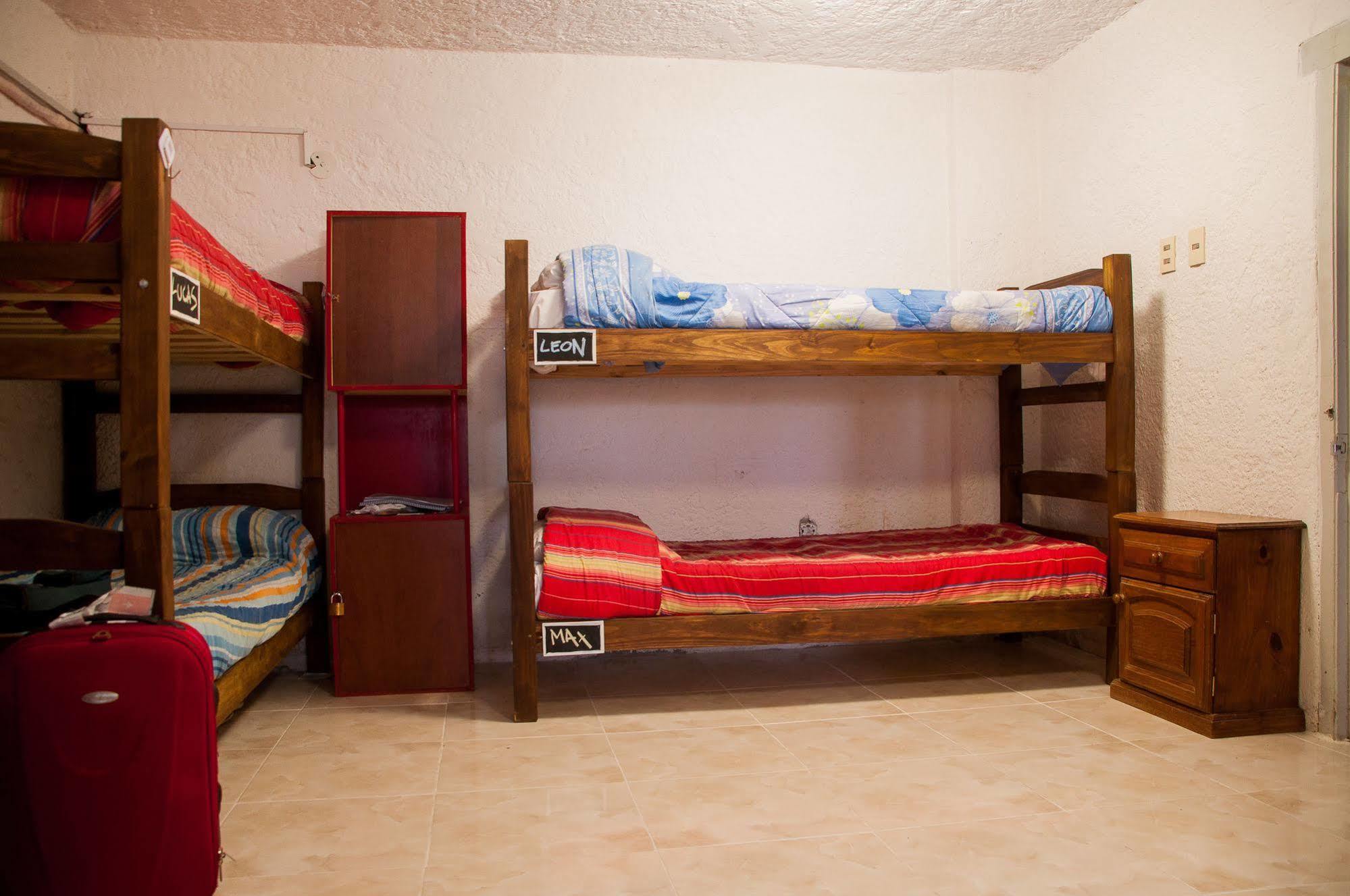 Blanes Hostel 蒙得维的亚 外观 照片